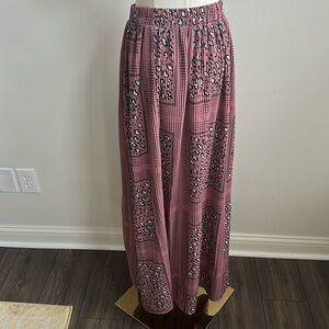 Easel Women’s Pink Animal‎ Print Pleated Boho Casual Stretchy Maxi Skirt Med